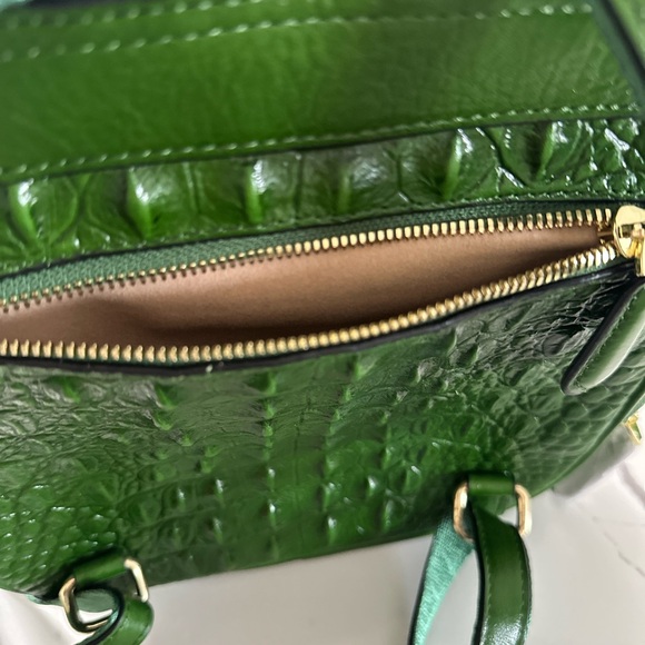 Luxurious Green Embossed Leather Backpack Like NEW - Picture 8 of 8